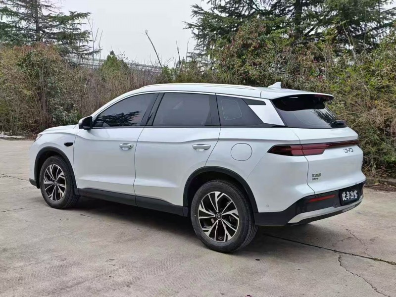 平頂山25年比亞迪宋7