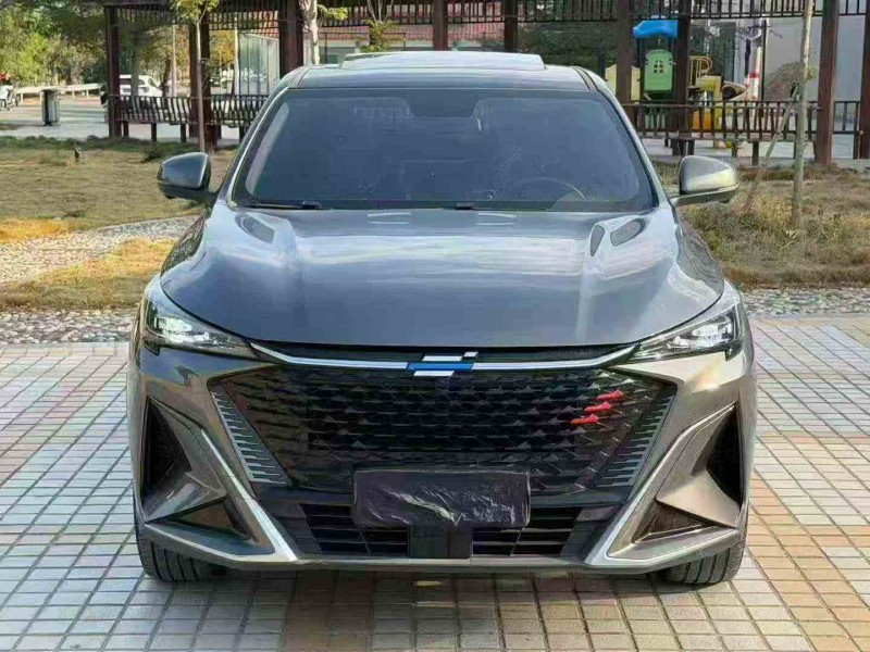 湛江23年长安汽车欧尚1