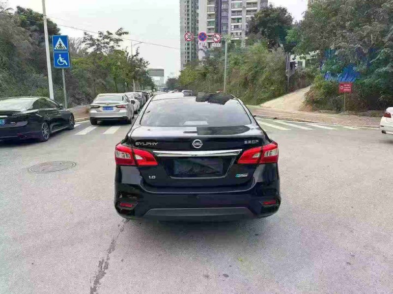 南寧17年日產軒逸9