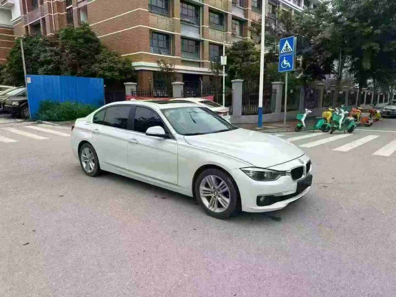 南寧16年寶馬3系2