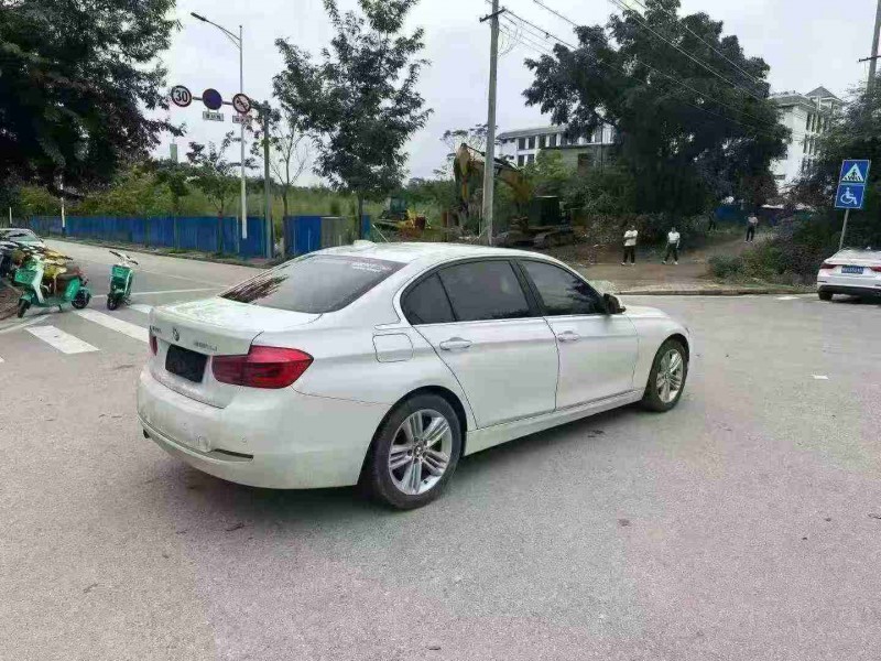 南寧16年寶馬3系7