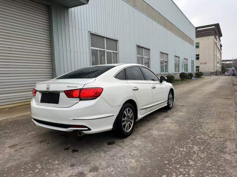 徐州16年本田思鉑睿4