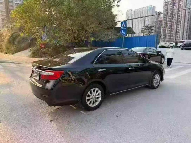 南寧12年豐田凱美瑞7