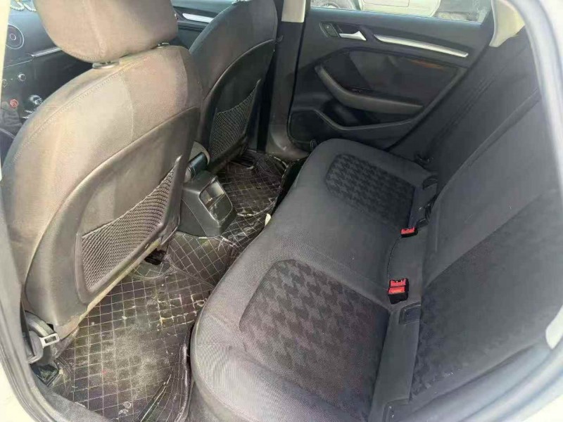 汕頭17年奧迪A35