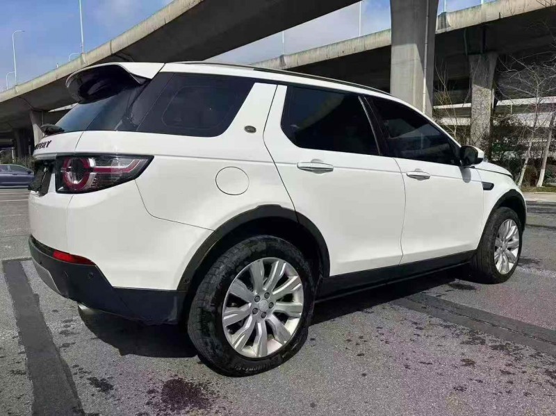 徐州19年路虎发现神行8