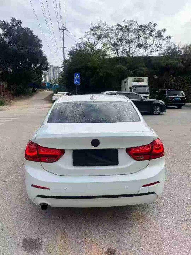 南寧18年寶馬1系9