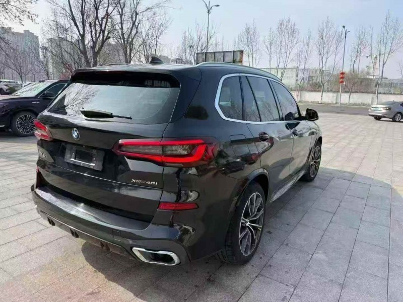 常州21年宝马X57