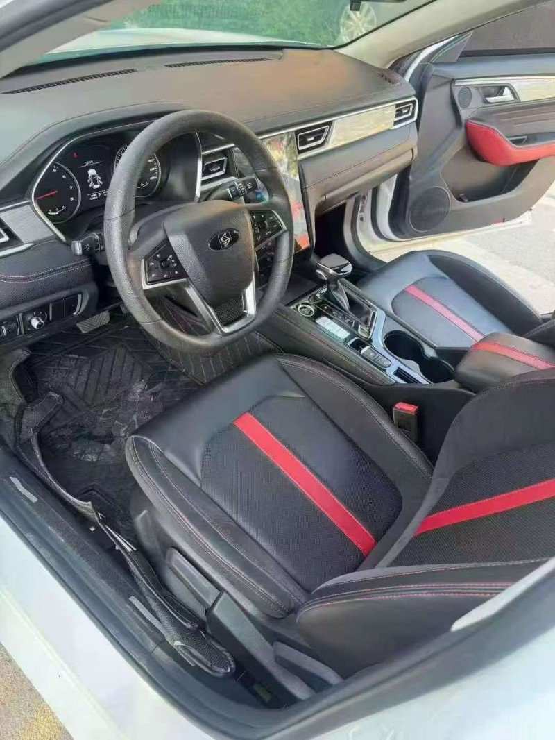 南宁22年大众思皓4