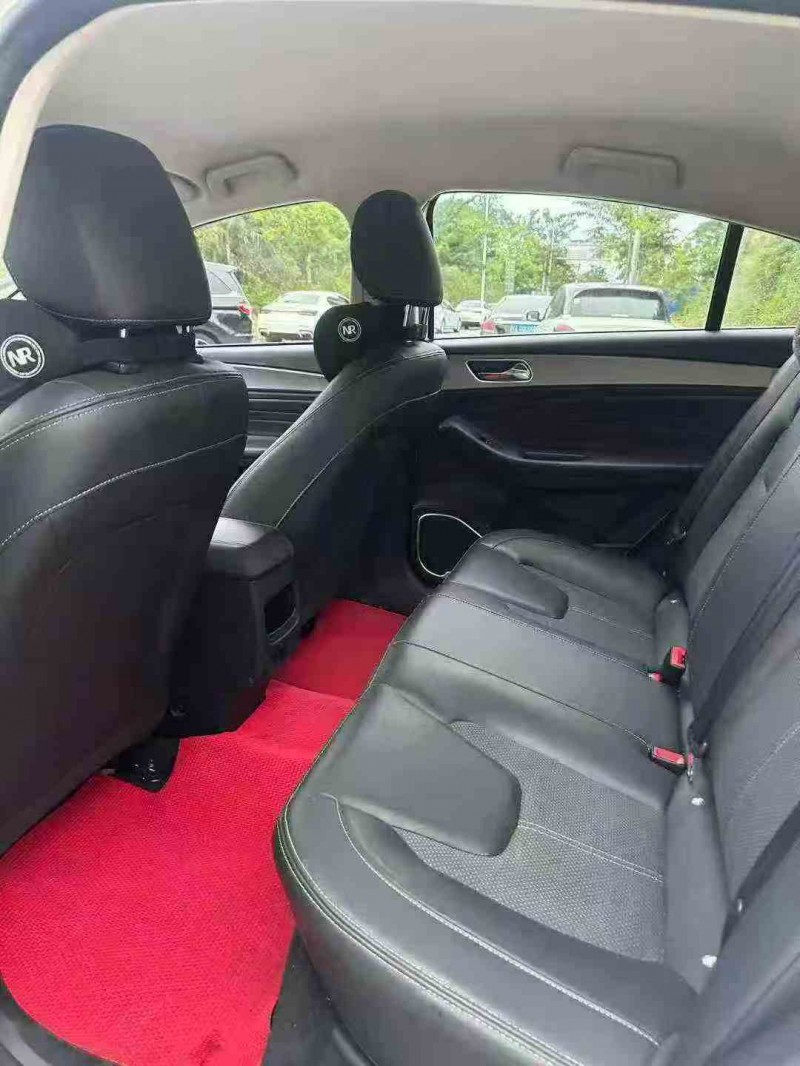 南宁22年奇瑞艾瑞泽6