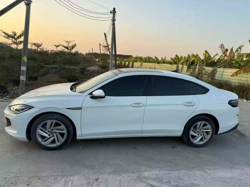 湛江23年大众凌渡8