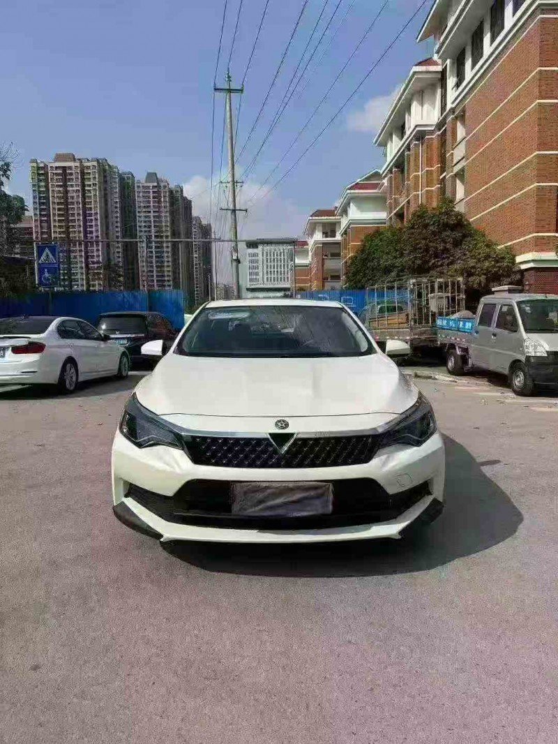 南宁22年启辰D601