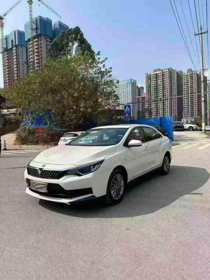 南宁22年启辰D603