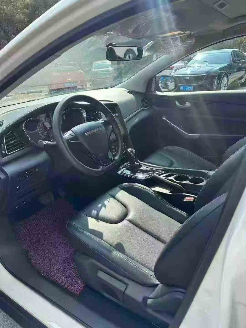 南宁22年启辰D604