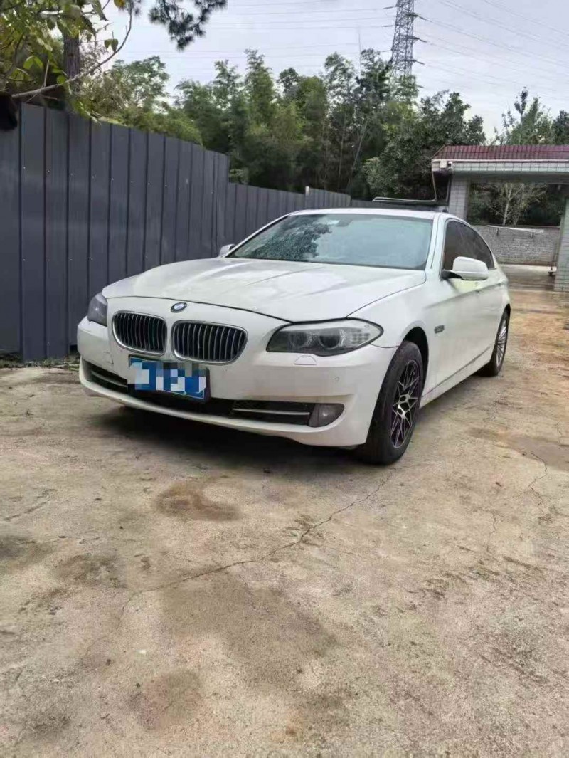 舟山13年宝马5系3