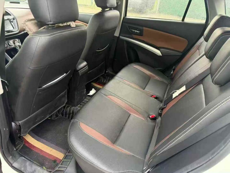 湛江18年铃木雨燕6