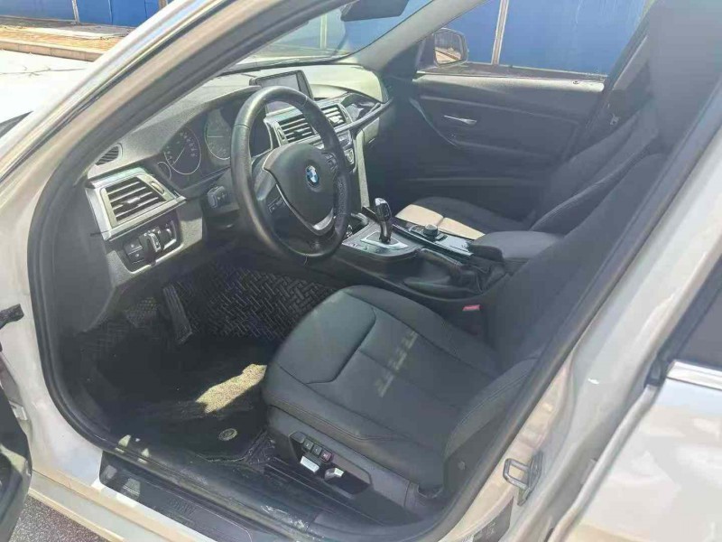 南宁17年宝马3系4