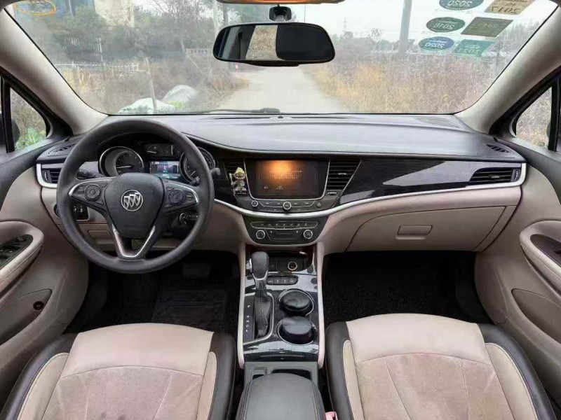 金华15年别克威朗4