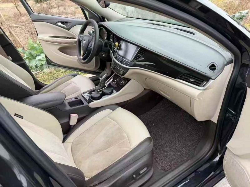 金华15年别克威朗6