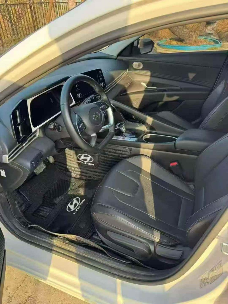 枣庄23年现代伊兰特4