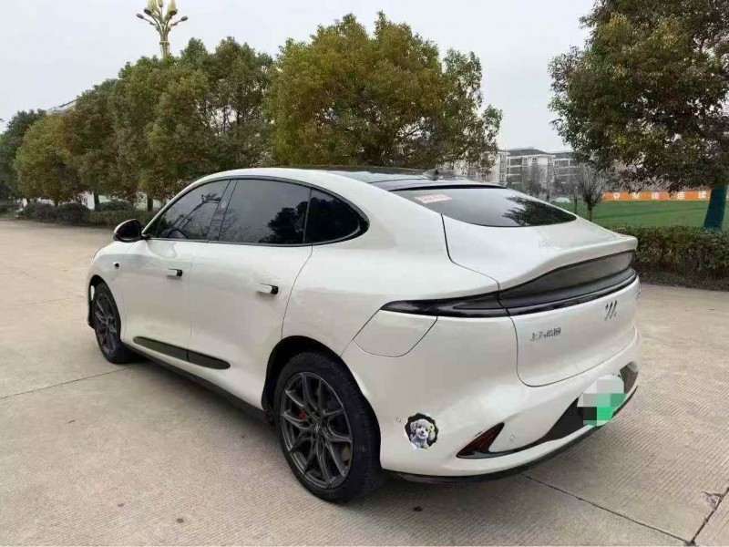 连云港24年智己LS69