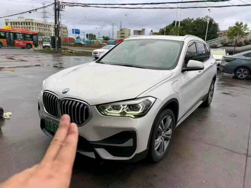 廣州21年寶馬X13