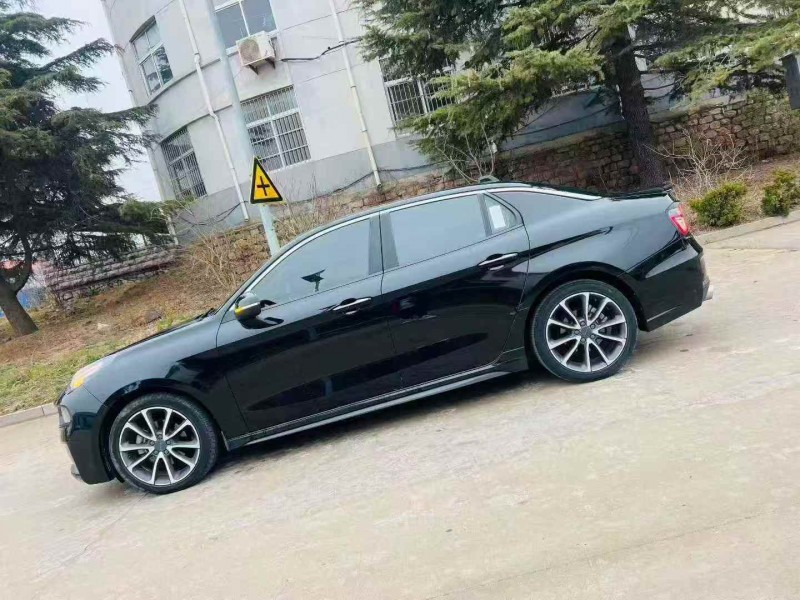 潍坊20年领克033