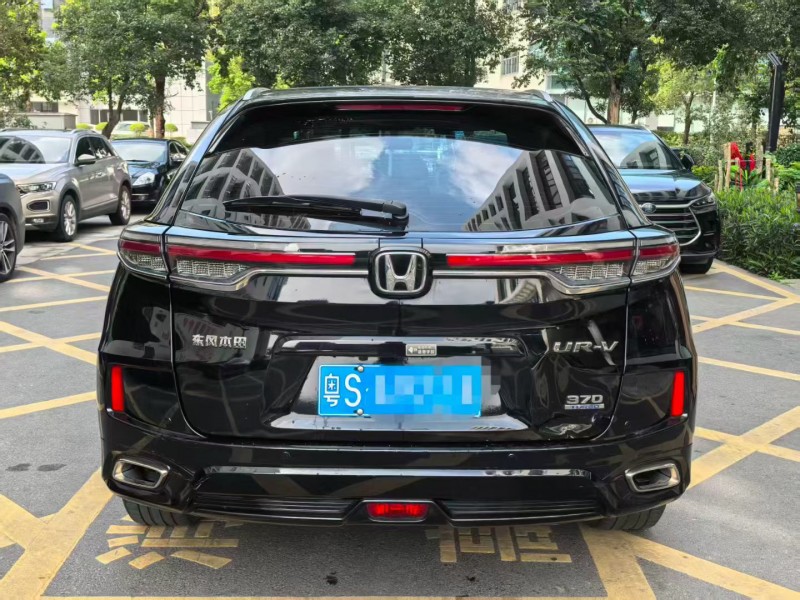 深圳23年本田URV8