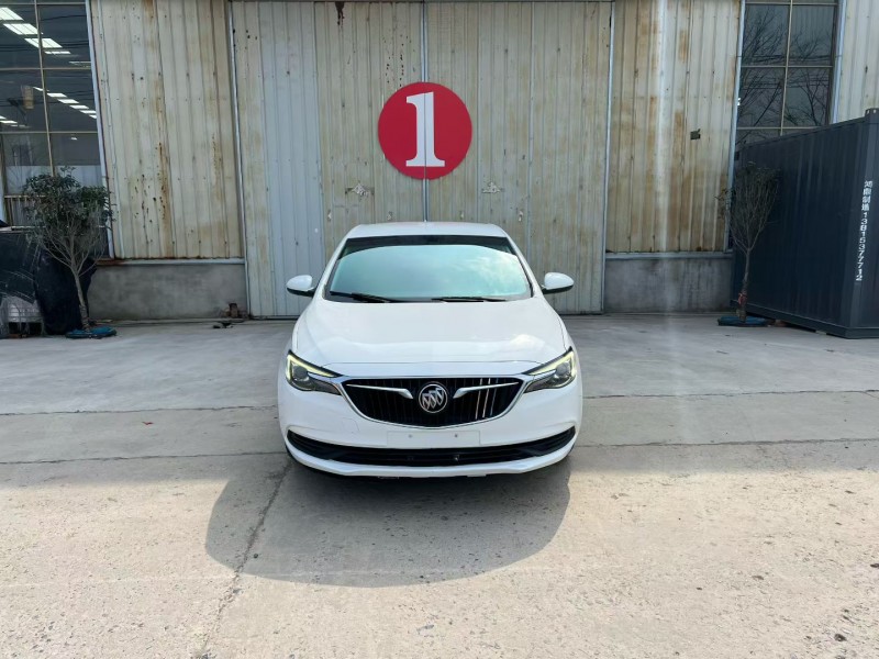 徐州18年别克英朗1