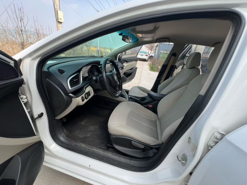 徐州18年别克英朗5