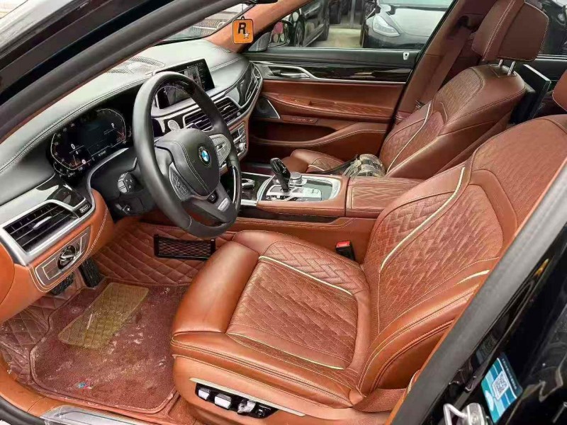 烟台21年宝马7系4