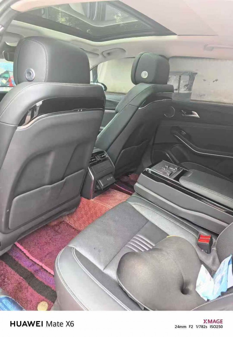 蚌埠22年红旗H95