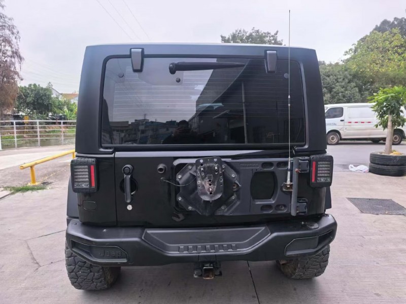 湛江18年Jeep牧马人8