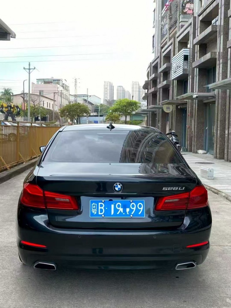 深圳18年寶馬5系9