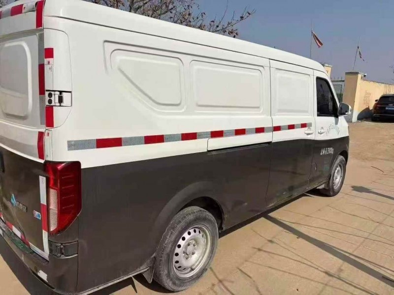 枣庄23年长安汽车跨越星8