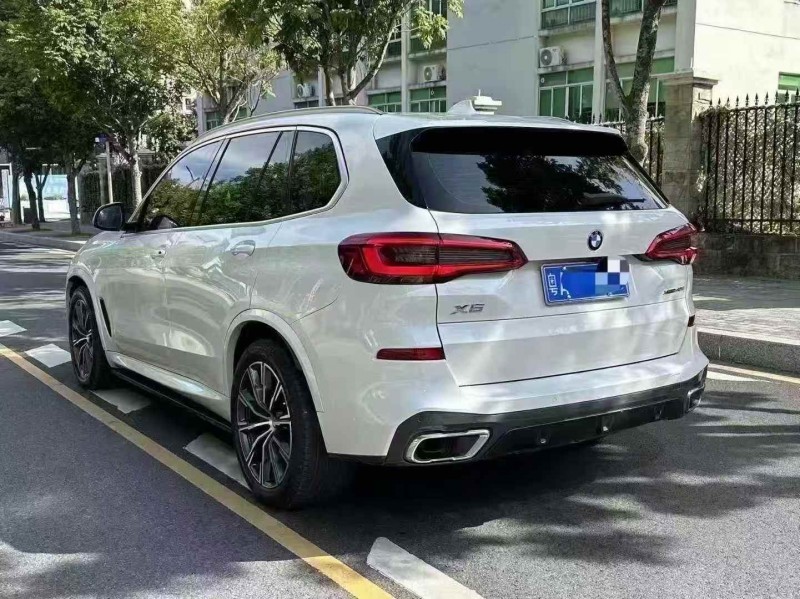 深圳20年寶馬X57