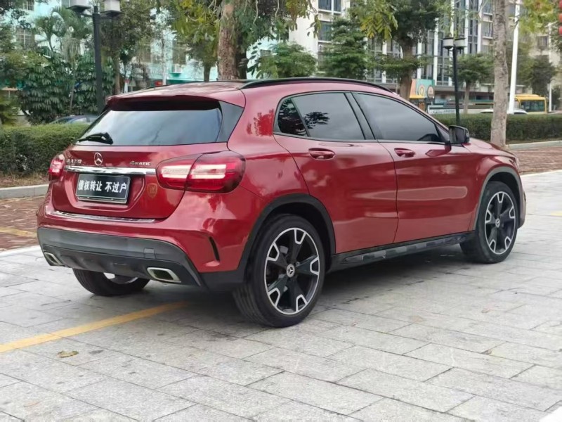 广州19年奔驰GLA8
