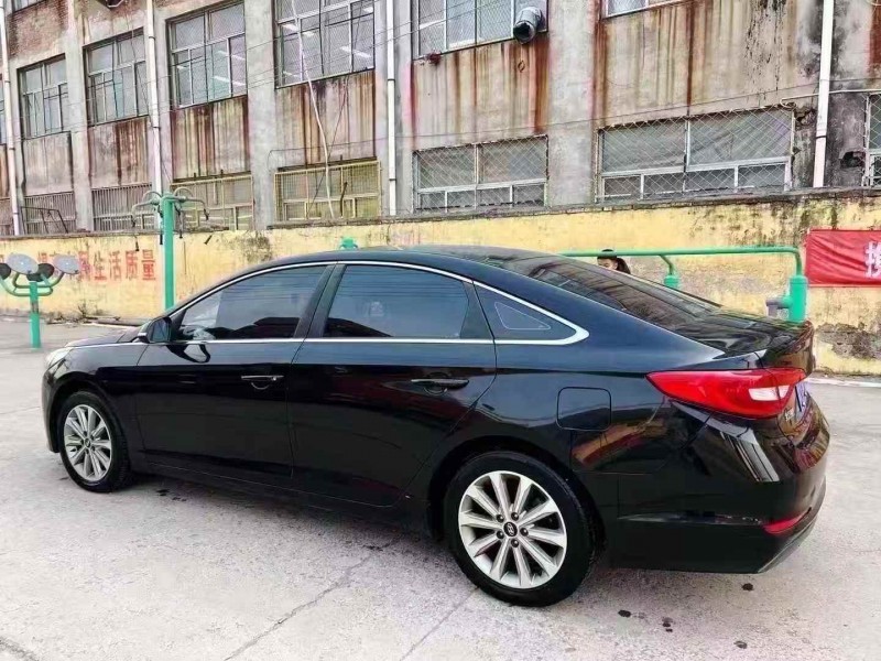 泰安17年现代索纳塔7