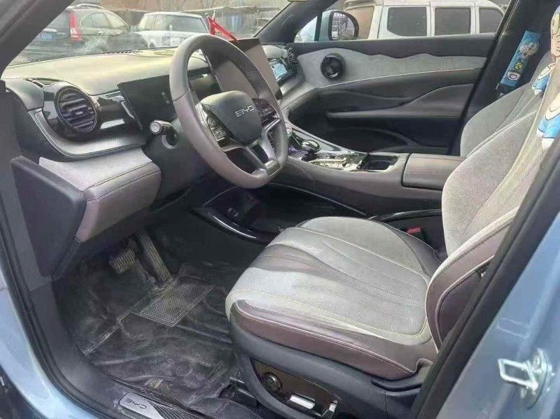 承德23年比亞迪護衛艦6