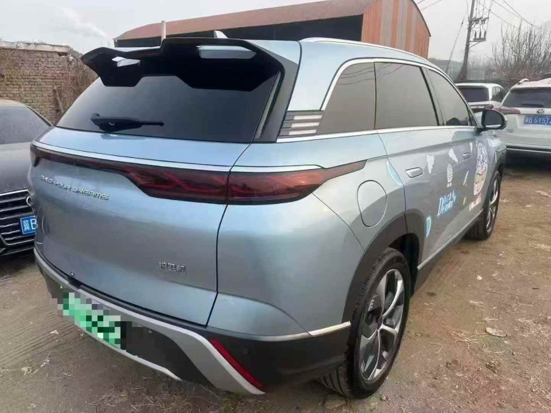 承德23年比亞迪護衛艦8