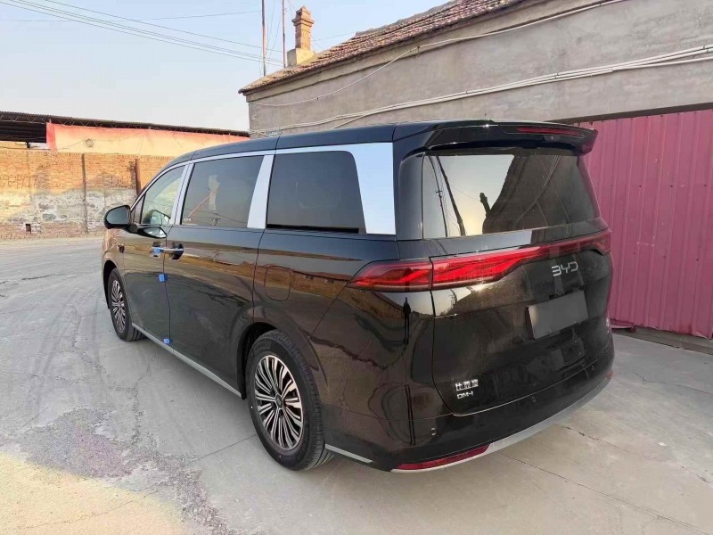 秦皇岛26年比亚迪夏8