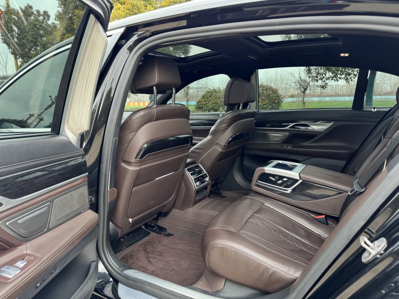 盐城20年宝马7系7