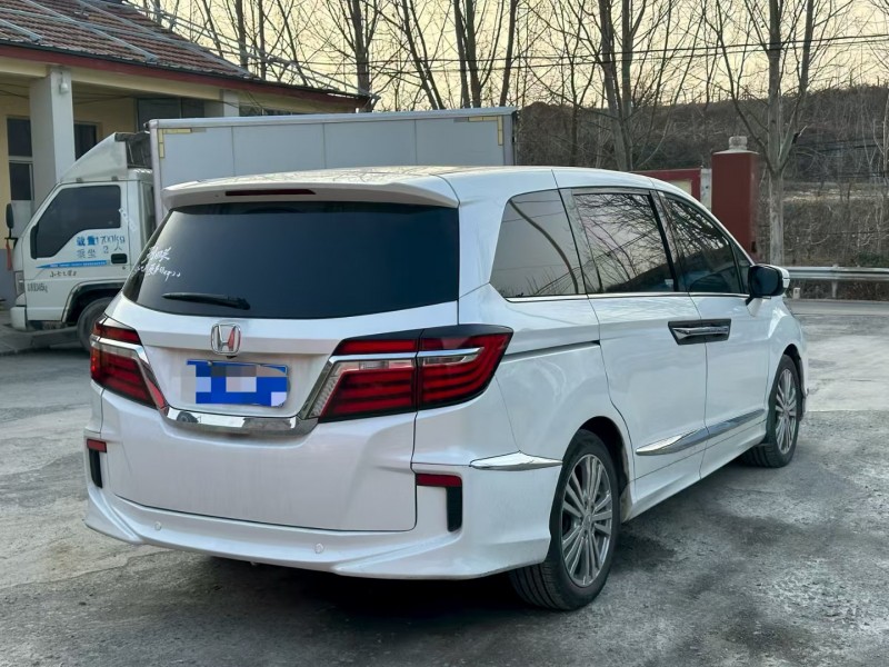 淄博19年本田艾力绅7