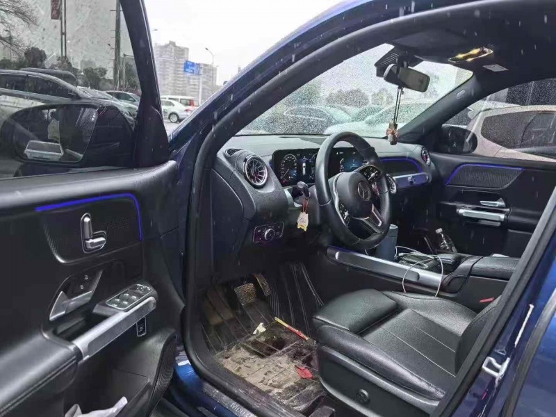 新余21年奔驰GLB5