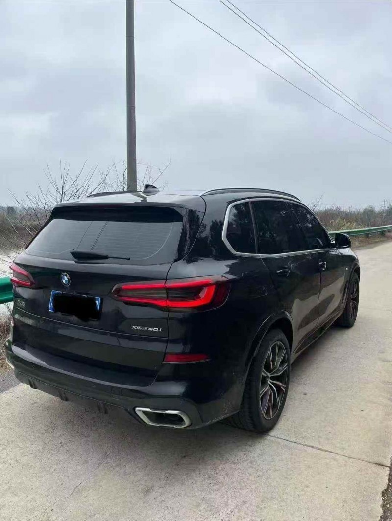 连云港21年宝马X58