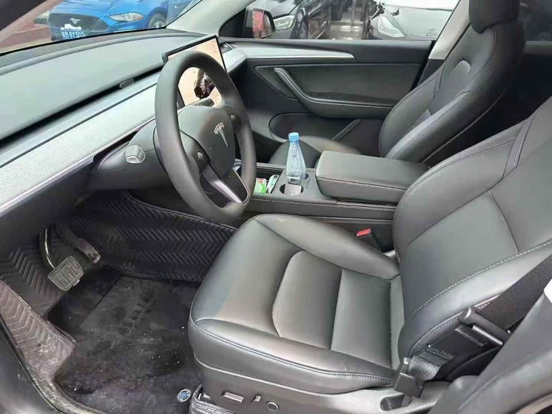 淄博24年特斯拉MODEL Y4