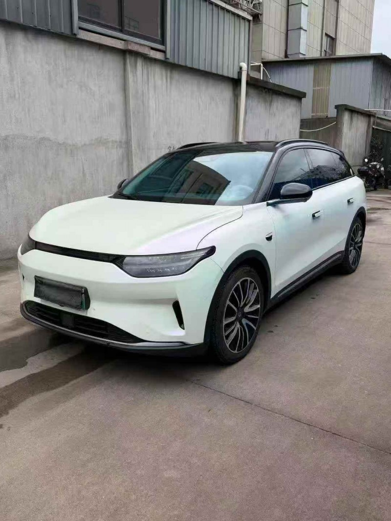 嘉兴22年零跑汽车C113