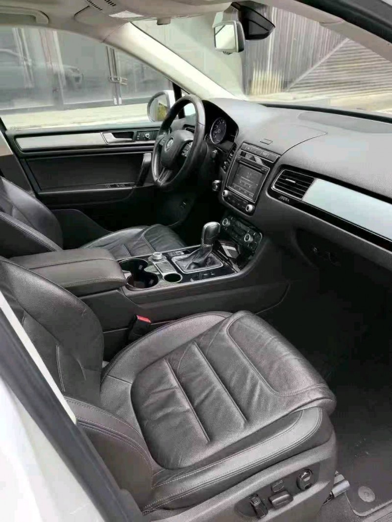 枣庄16年大众途锐5