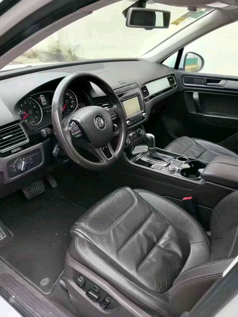 枣庄16年大众途锐6