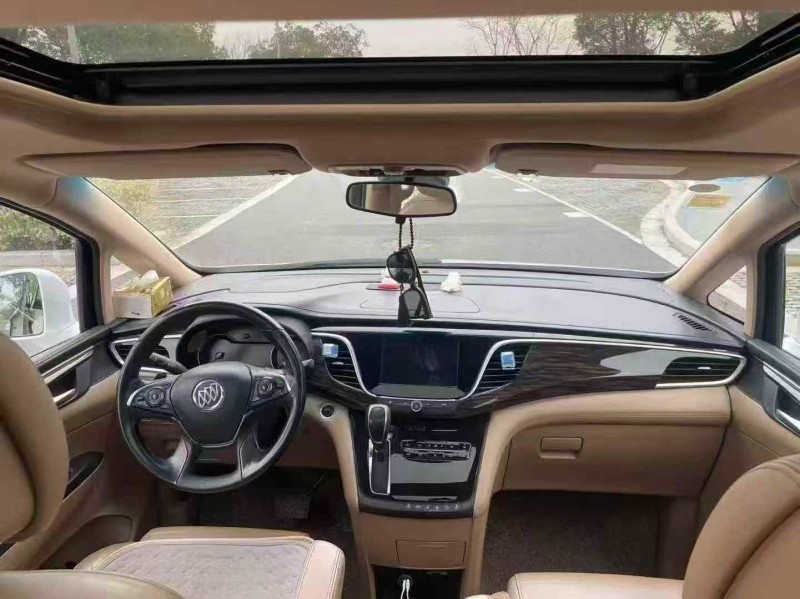 盐城17年别克GL85