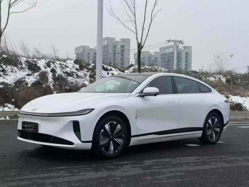 承德25年长安汽车启源2